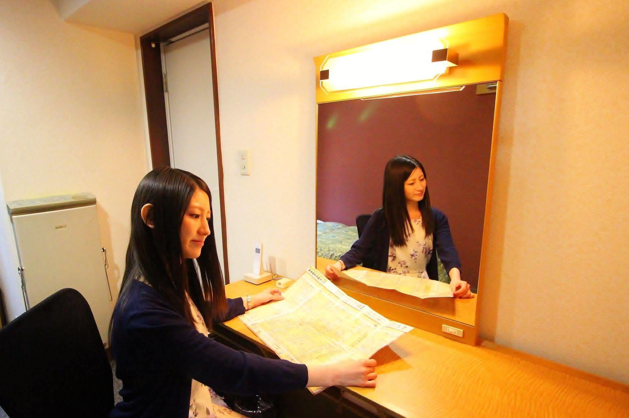 Business Hotel Ban 도쿄 외부 사진